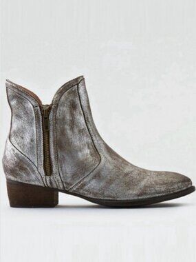 Seychelles Women's Silver Mettalic Lucky Penny Distressed Ankle Boots  Sz 7